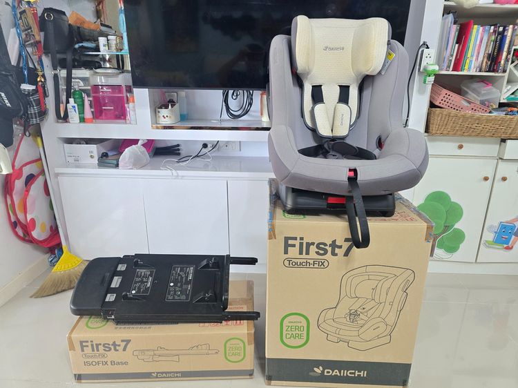 Daiichi First 7plus คาร์ซีทและฐาน ISOFIX