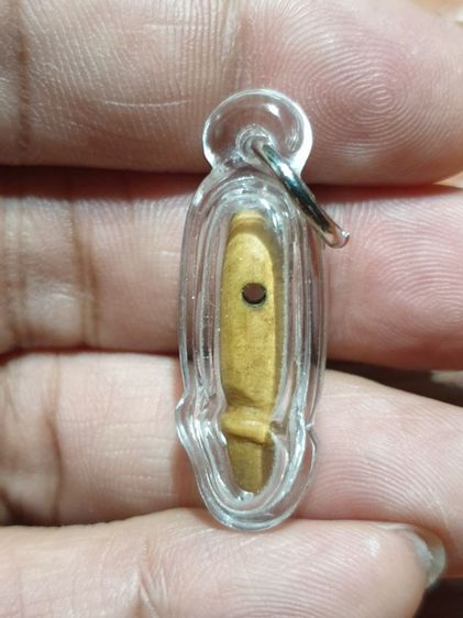 ปลัดขิกหลวงปู่เมฆ เด่นในด้านการสัตว์มีพิษ เช่นงู และ การค้าขาย สภาพ เลี่ยมพร้อมใช้ รับประกันทันหลวงปู่เมฆปลุกเสก ขนาดเล็กกะทัดรัด พกพาสะดวก รูปที่ 2