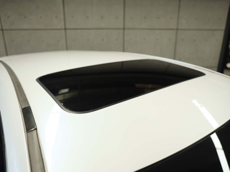 Lexus RX270 2012 2.7 Premium Utility-car เบนซิน ไม่ติดแก๊ส เกียร์อัตโนมัติ ขาว รูปที่ 3