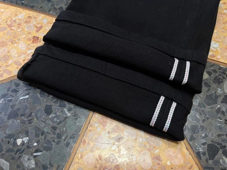 📌UNIQLO👖(ริมแดง) -Super black เอว32-33 รูปที่ 4