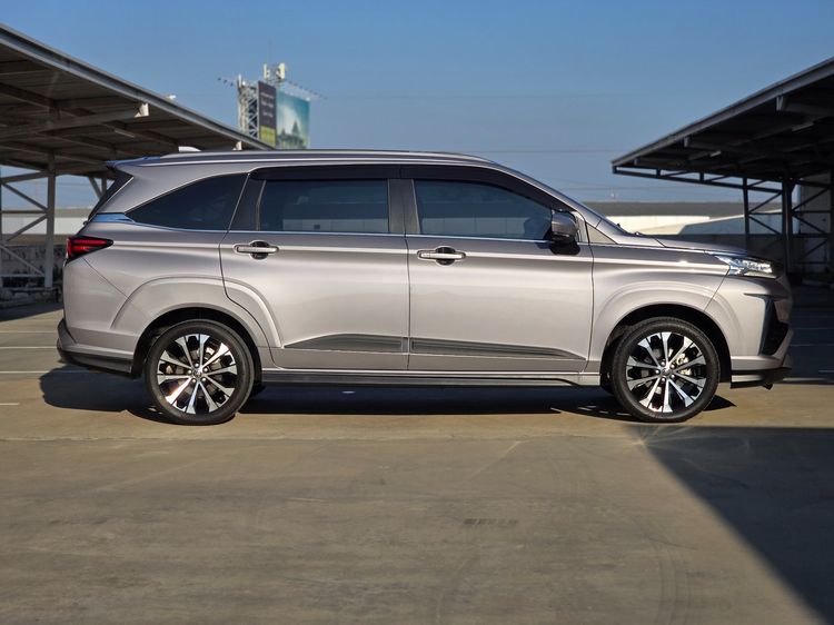 Toyota Veloz 2022 1.5 Premium Utility-car เบนซิน ไม่ติดแก๊ส เกียร์อัตโนมัติ เงิน รูปที่ 4