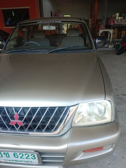 รถ Mitsubishi L200-Strada รุ่นย่อยอื่นๆ สี น้ำตาล