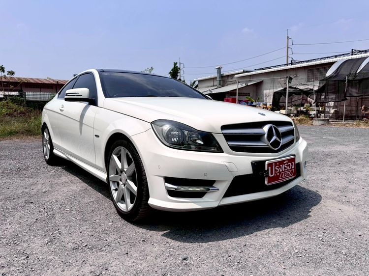 Mercedes-Benz C-Class 2012 C180 AMG Sedan เบนซิน ไม่ติดแก๊ส เกียร์อัตโนมัติ ขาว รูปที่ 3