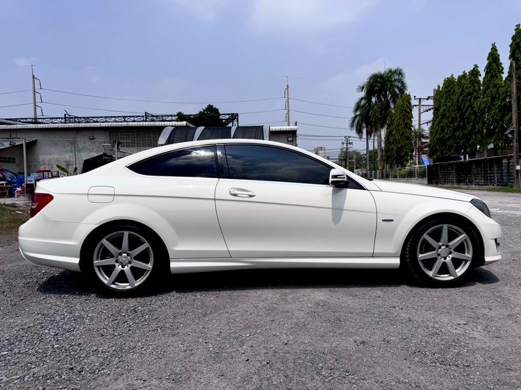 Mercedes-Benz C-Class 2012 C180 AMG Sedan เบนซิน ไม่ติดแก๊ส เกียร์อัตโนมัติ ขาว รูปที่ 4