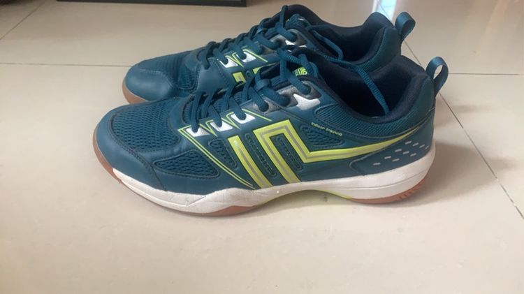 ไม่ระบุ นำเงินเข้ม รองเท้าแบดมินตัน อื่นๆ รองเท้าเเบดมินตันและวิ่ง