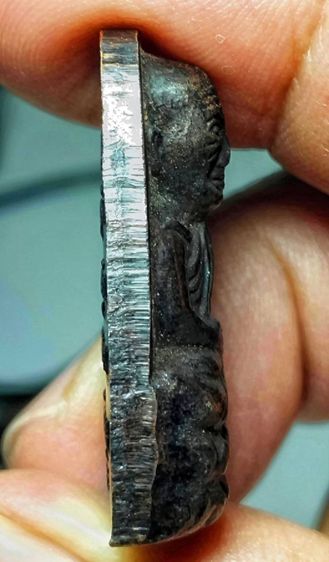 หลวงปู่ทวด หลังหนังสือ บล็อก ว. กระเด็นปี 05 รูปที่ 5