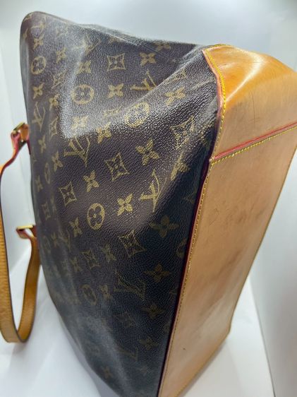 Louis Vuitton Cabas Mezzo Monogram canvas ปี 2008 ของแท้ 💯 ขนาดใหญ่ ใส่ Laptop เอกสาร A4 ได้สบาย เหมาะใช้งานจริง รูปที่ 9