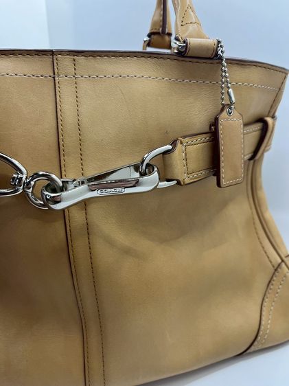 กระเป๋า Coach Hamptons Leather Carryall แท้ 100 💯  ปี 2009 หนังวัว Glovetanned มีความทนทานสูง รูปที่ 9