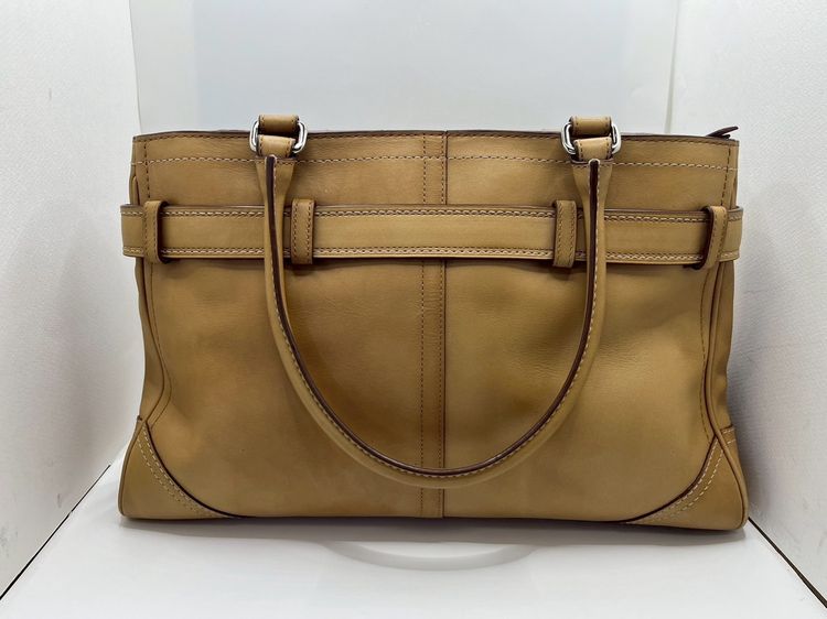 กระเป๋า Coach Hamptons Leather Carryall แท้ 100 💯  ปี 2009 หนังวัว Glovetanned มีความทนทานสูง รูปที่ 3