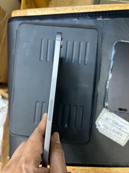 ขาย iPad min7  128g cellular ครบกล่อง อุปกรณ์ไม่เคยใช้งาน รอบชาร์จ 17  แบต100 หมดประกัน 30-01-70 ราคา 16900 บาท นัดรับ กทม tel 0944561554 รูปที่ 2