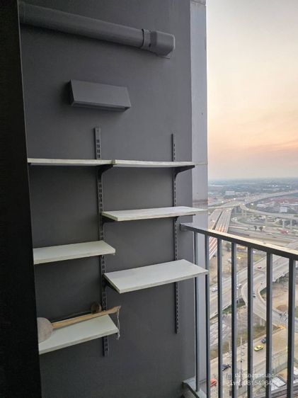 มีบางส่วน Pruksa 2022 ไม่อนุญาต ไม่ใช่ คอนโด Plum Central Station Phase 2 ห้องมุม วิวสวย
ตึกหน้าสุด รั้วติดเซ็นทรัลเวสเกต บางใหญ่ นนทบุรี รูปที่ 2