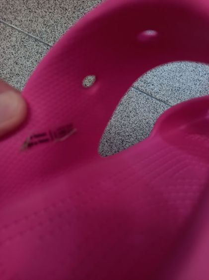 รองเท้า Crocs รูปที่ 2