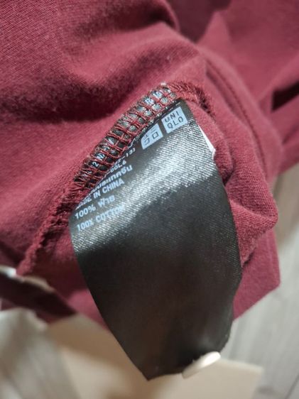 เสื้อ uniqlo รูปที่ 2