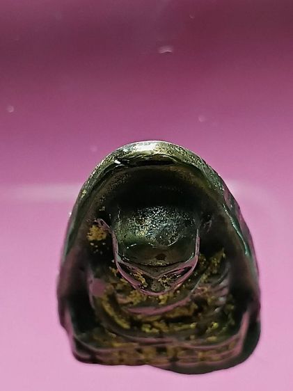 พระหลวงปู่ทวด พิมพ์หลังตีวหนังสือใหญ่ ปี05 วัดช้างให้ เนื้อพิเศษเมฆพัตร พบน้อยมาก หาชมได้ยากยิ่ง พระผ่านการใช้มาบ้าง ปิดทองเก่ามาแต่ดั้งเดิม รูปที่ 10