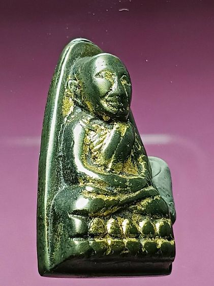 พระหลวงปู่ทวด พิมพ์หลังตีวหนังสือใหญ่ ปี05 วัดช้างให้ เนื้อพิเศษเมฆพัตร พบน้อยมาก หาชมได้ยากยิ่ง พระผ่านการใช้มาบ้าง ปิดทองเก่ามาแต่ดั้งเดิม รูปที่ 6