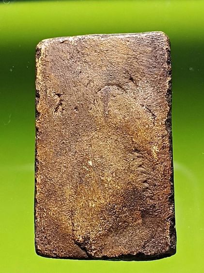 พระสมเด็จวัดระฆังเก่า ขุดได้บริเวณใต้ต้นโพธิ์ข้างโบสถ์หลังเก่าของวัด ขณะกำลังซ่อมเเซมพระอุโบสถ พระสวยเก่าสมบูรณ์มาก มีลงรักทองเก่าโบราณเดิม รูปที่ 4