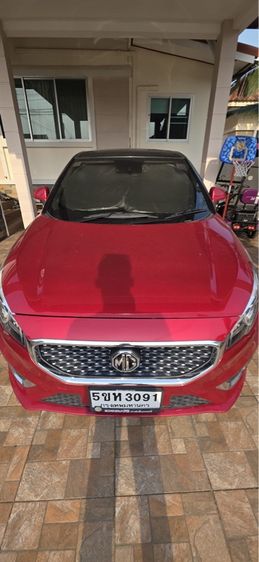 รถ MG MG3 1.5 X สี แดง