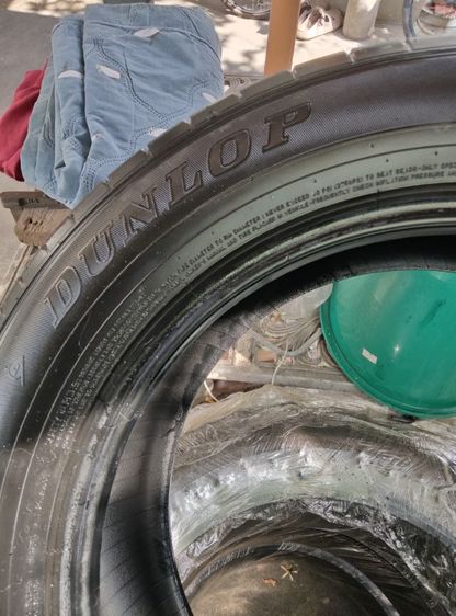 235 Dunlop ยางรถยนต์
