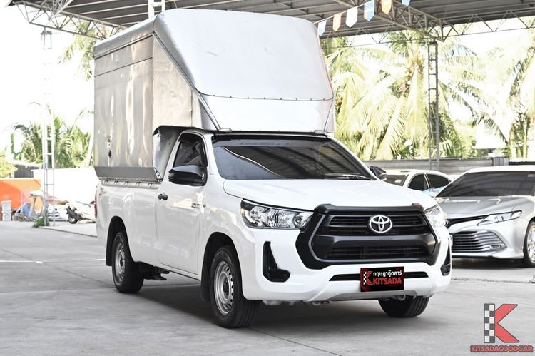 รถ Toyota Hilux Revo 2.4 Entry สี ขาว
