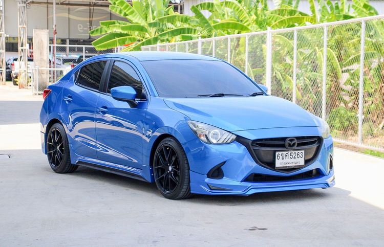 รถ Mazda Mazda 2 1.5 XD High สี ฟ้า