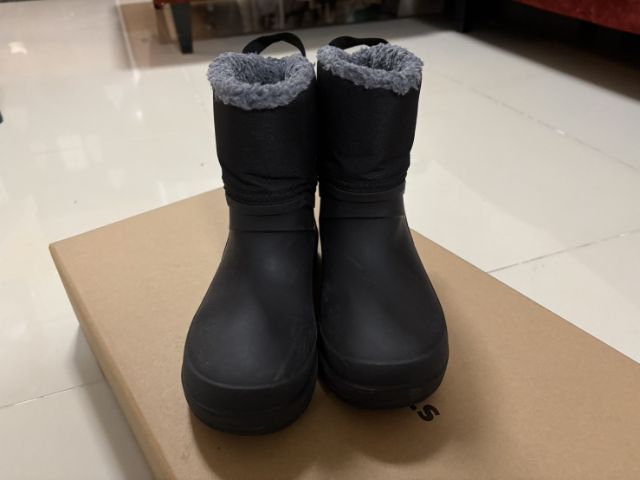 รองเท้าลุยหิมะ สำหรับเด็ก