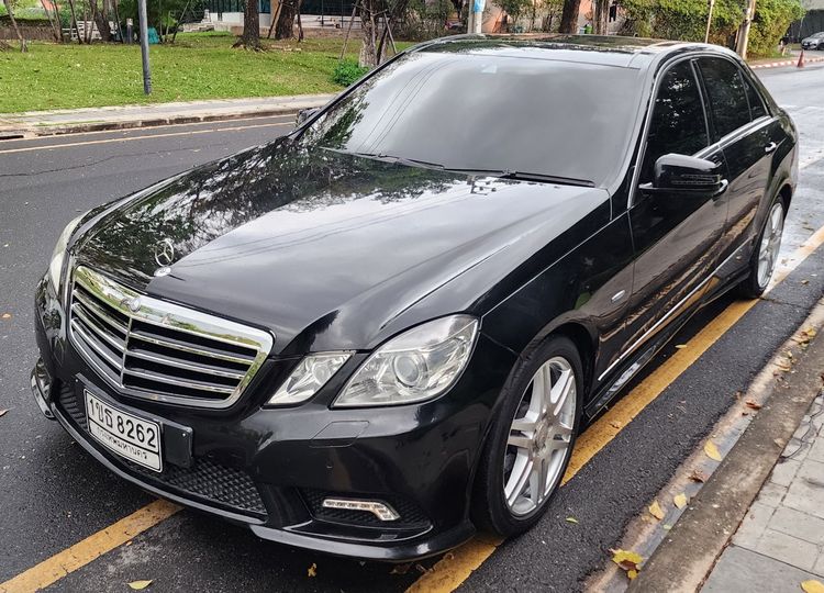 รถ Mercedes-Benz E-Class E250 CGI AMG สี ดำ