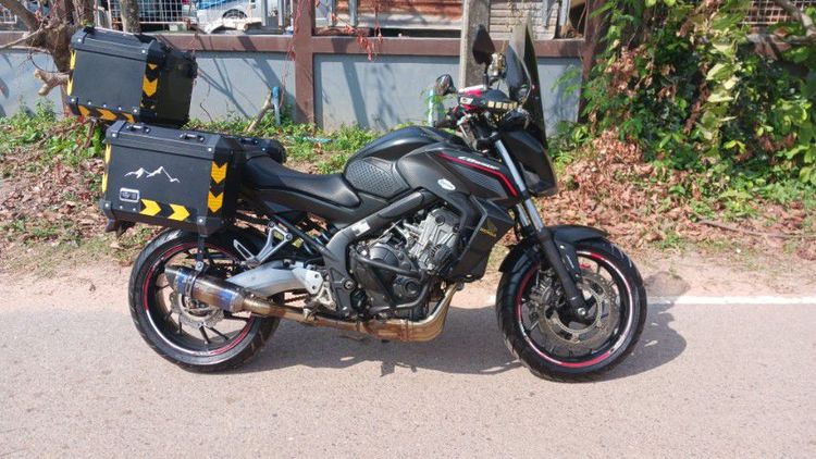 ขายรถบ้านสภาพดี cb 650f แต่งทัวริ่ง รูปที่ 3