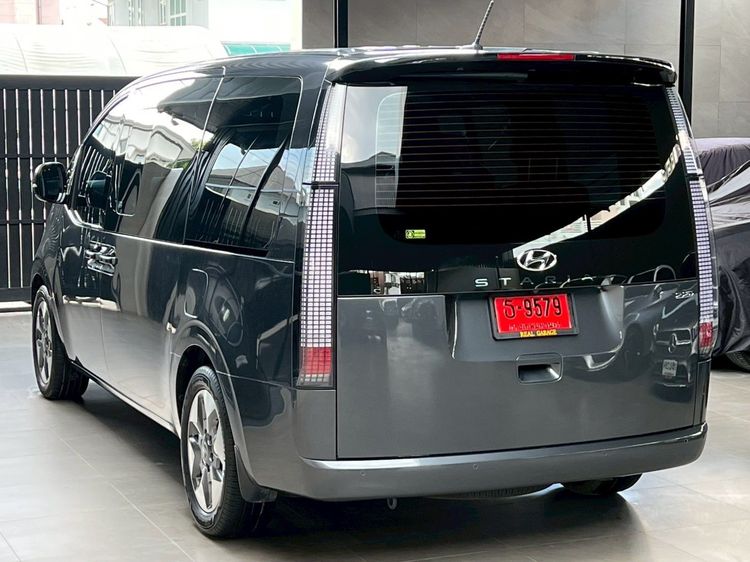 Hyundai Staria 2022 2.2 SEL Van ดีเซล ไม่ติดแก๊ส เกียร์อัตโนมัติ เทา รูปที่ 4