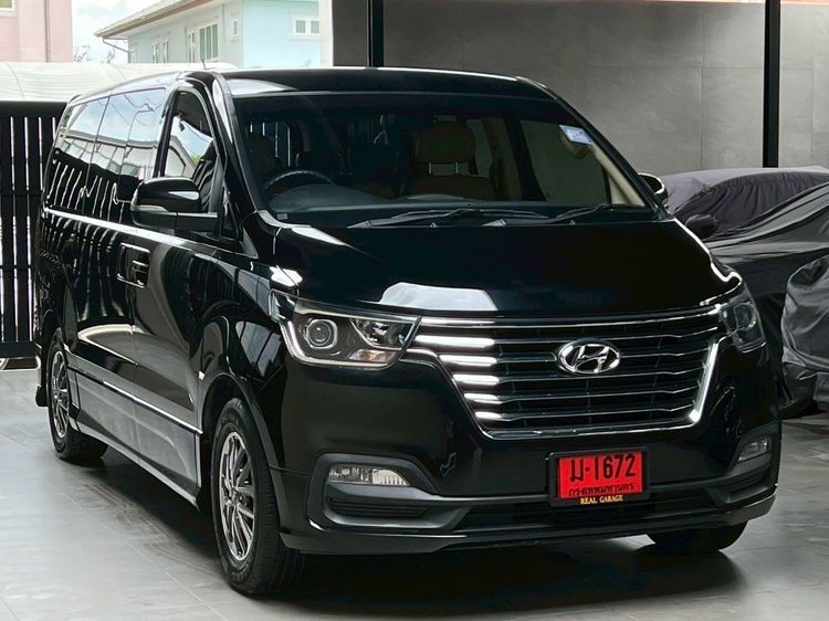 Hyundai H-1  2019 2.5 Elite Van ดีเซล ไม่ติดแก๊ส เกียร์อัตโนมัติ ดำ รูปที่ 2