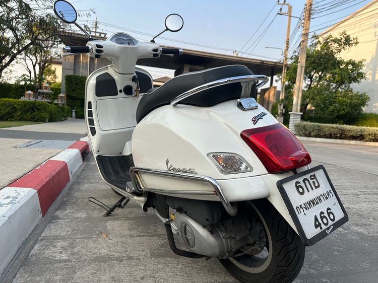 vespa Gts 150cc รูปที่ 4