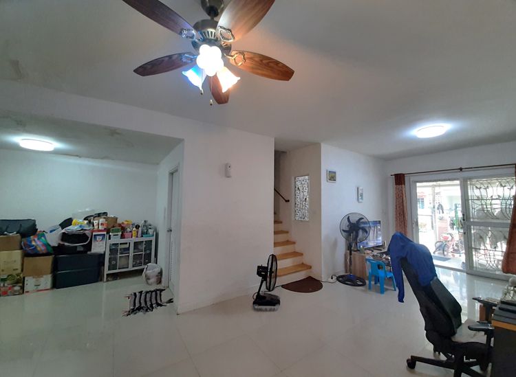 Pruksa ไม่มี ขาย ทาวนเฮ้าส์ 2 ชั้น  พฤกษาวิลล์ 29  ซอย 14 เพชรเกษม 69 แยก 6 เนื้อที่ 19.7 ตรว 3 นอน 2 น้ำ   ปกติ 1.89 ล้าน ลดเหลือ 1.69 ล้าน 085 0732541 รูปที่ 3