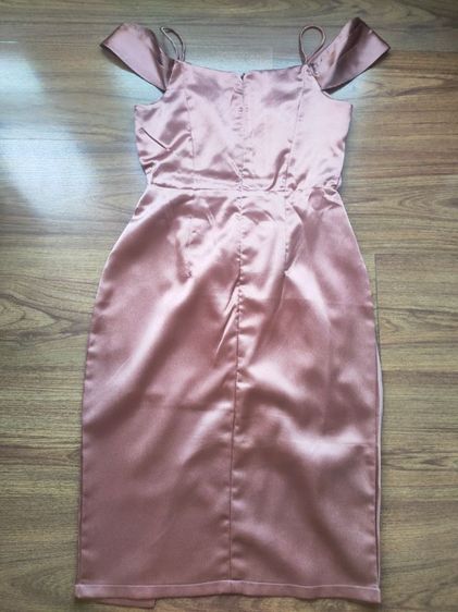 ชุดเดรสใส่ออกงาน ใส่ครั้งเดียวคะ รูปที่ 3