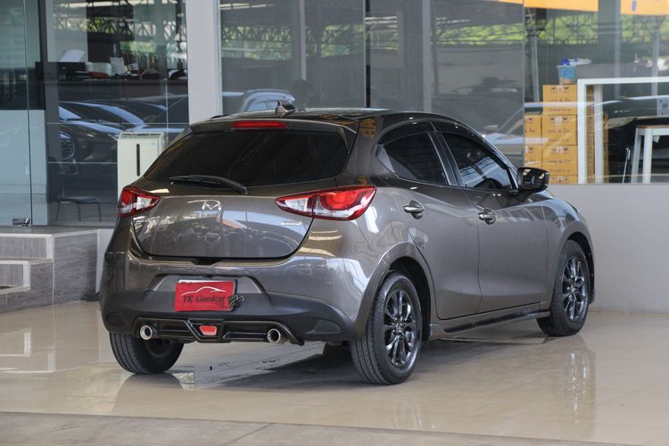 Mazda Mazda 2 2018 1.3 High Connect Sedan เบนซิน ไม่ติดแก๊ส เกียร์อัตโนมัติ น้ำตาล รูปที่ 2