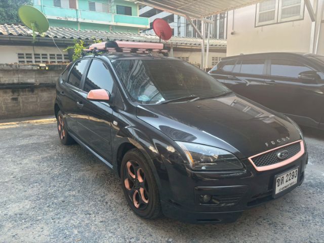 Ford Focus 2006 2.0 Ghia เบนซิน ไม่ติดแก๊ส เกียร์อัตโนมัติ ดำ รูปที่ 4