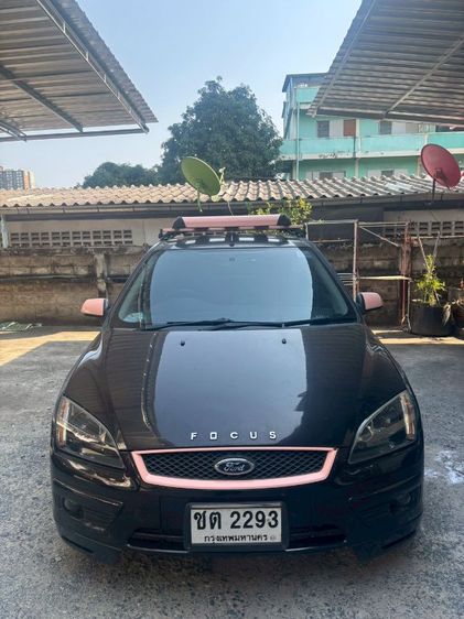 Ford Focus 2006 2.0 Ghia เบนซิน ไม่ติดแก๊ส เกียร์อัตโนมัติ ดำ รูปที่ 2