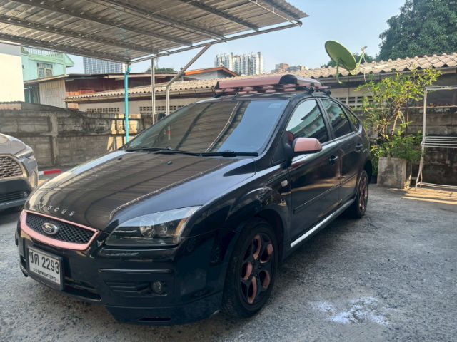 Ford Focus 2006 2.0 Ghia เบนซิน ไม่ติดแก๊ส เกียร์อัตโนมัติ ดำ รูปที่ 3