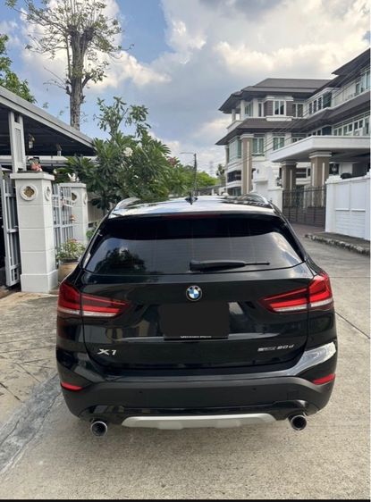 BMW X1 2023 2.0 sDrive20d xLine Utility-car ดีเซล ไม่ติดแก๊ส เกียร์อัตโนมัติ ดำ รูปที่ 2