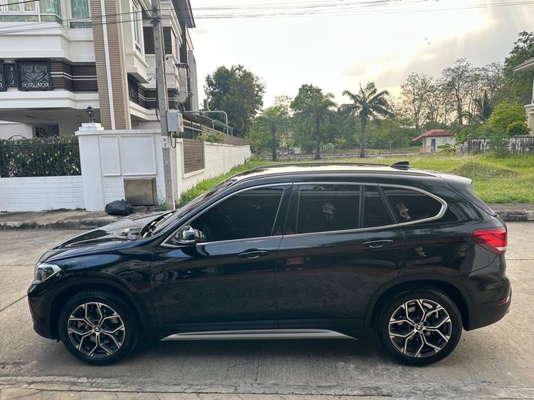BMW X1 2023 2.0 sDrive20d xLine Utility-car ดีเซล ไม่ติดแก๊ส เกียร์อัตโนมัติ ดำ รูปที่ 3