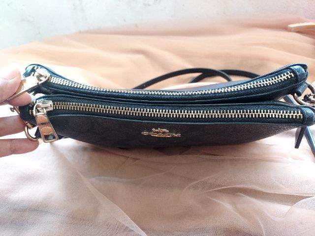 กระเป๋า Coach ของแท้ รูปที่ 4