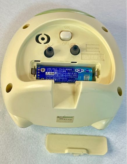 นาฬิกาปลุก นาฬิกาตั้งโต๊ะ Citizen แท้ มือ2 จากญี่ปุ่น สภาพสวย รูปที่ 4