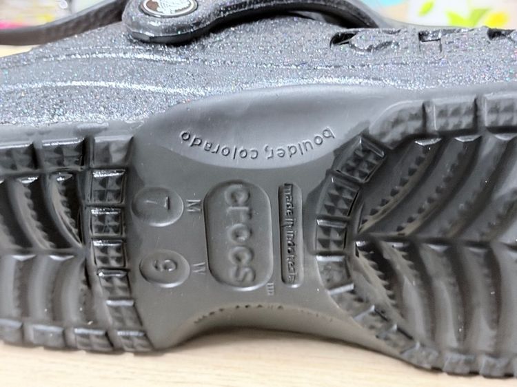 Crocs Baya Clog Glitter สีดำ รูปที่ 3