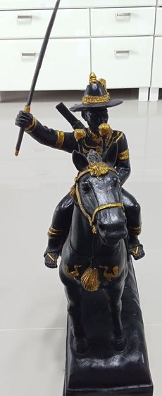 พระเจ้าตากสิน รูปที่ 2