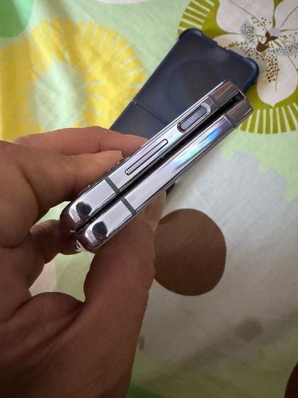 Samsung Z Flip4 รูปที่ 7