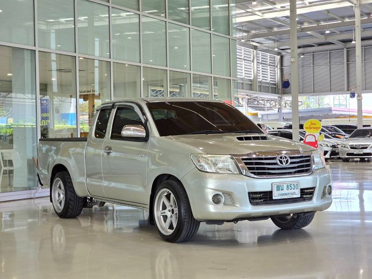 Toyota Hilux Vigo 2012 2.5 Smart Cab E Pickup ดีเซล ไม่ติดแก๊ส เกียร์ธรรมดา บรอนซ์เงิน รูปที่ 3
