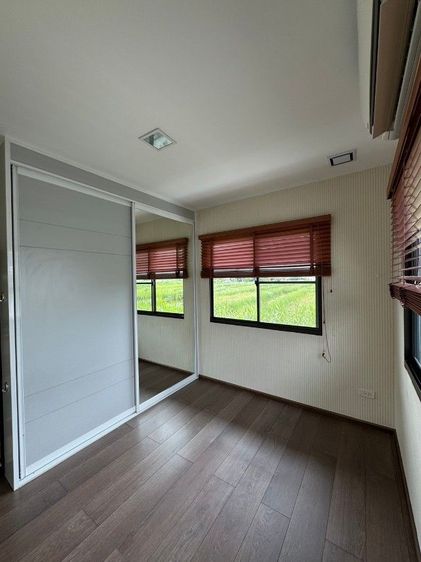 Land and Houses มีบางส่วน 2016 ใช่ ขายบ้าน มัณฑนา เมกาบางนา กม.7 ซอย ราชวินิตบางแก้ว ใกล้ห้างเมกา บางนา
 รูปที่ 3