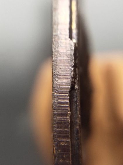 เหรียญหลวงพ่อคูณ ปริสุทโธ รุ่นเจริญพรบน
ปี พ.ศ 2536 เนื้อทองแดง สวยๆ รูปที่ 6