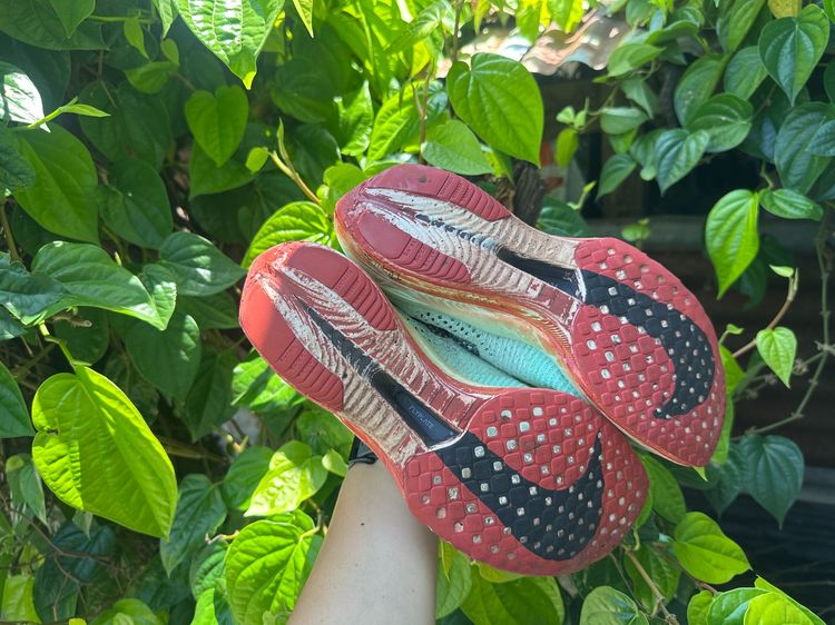 Alphafly 3 และ Vaporfly next 3 รูปที่ 10