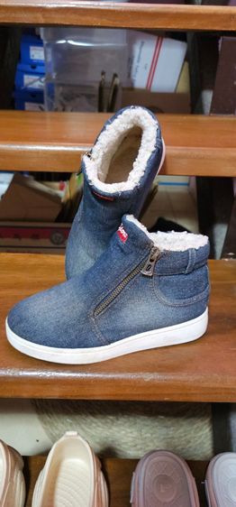 รองเท้ามือสองราคาแบ่งปันค่ะ รูปที่ 3