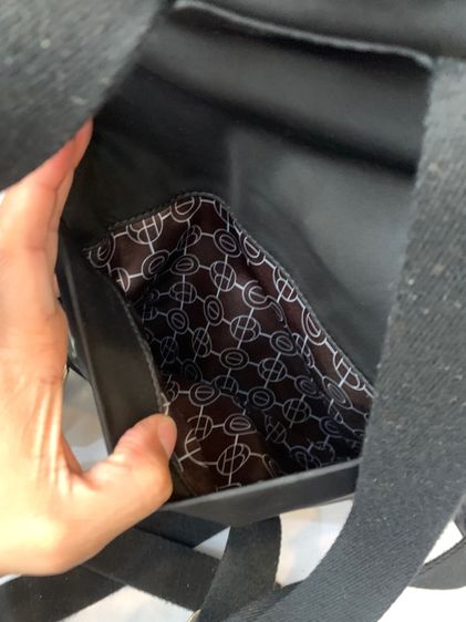  Henri Bendel diaper backpack กระเป๋าเป้คุณภาพสูง แบรนด์อเมริกา สภาพสวยๆ 950 บาท รูปที่ 13