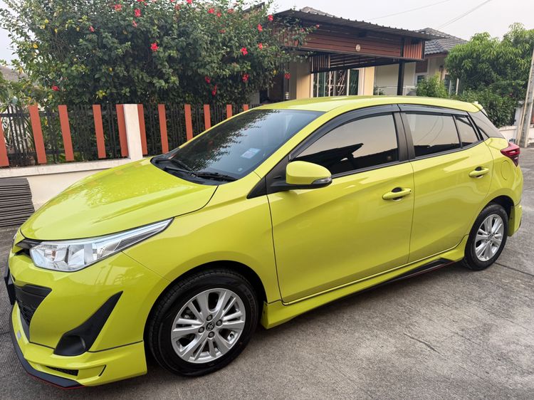 Toyota Yaris 2019 1.2 E Sedan เบนซิน เกียร์อัตโนมัติ เขียว รูปที่ 3